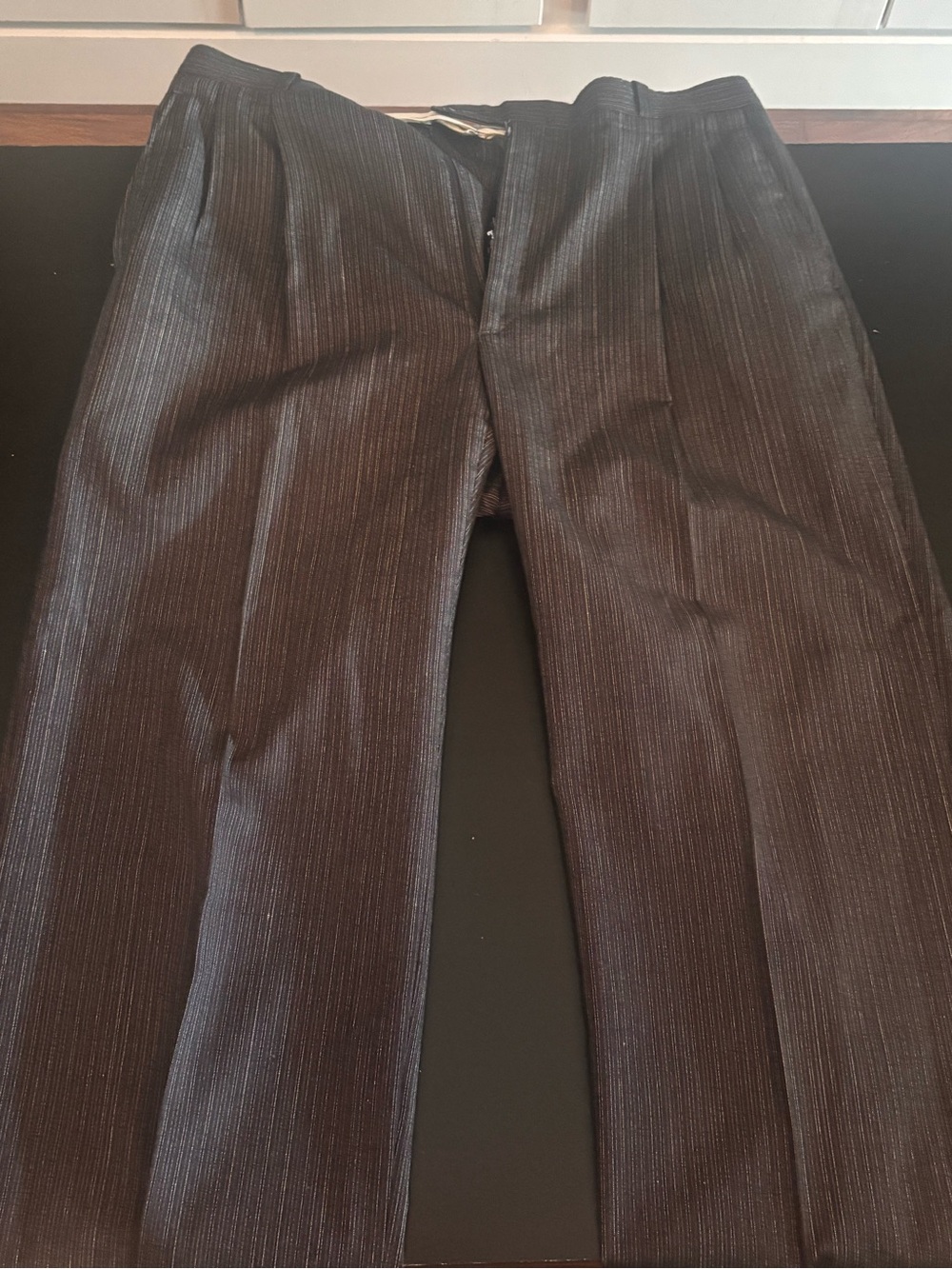 Men's two suits - Picture 7 of 7